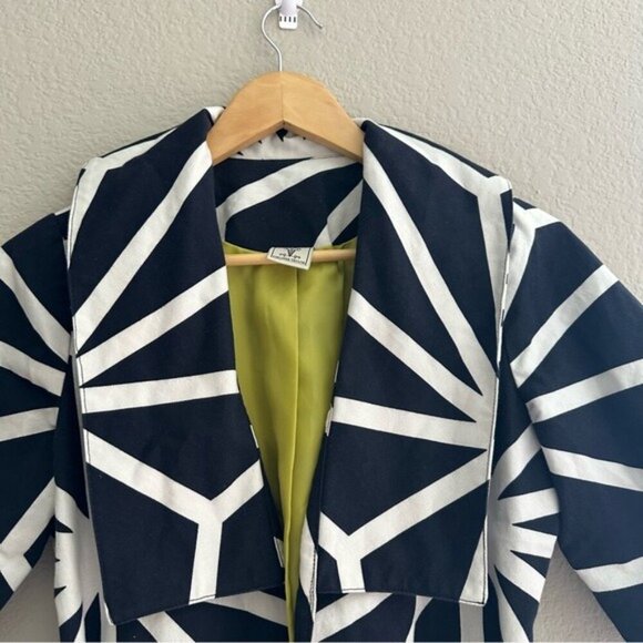 Virginia Taylor Abstract Black White Belted Jacket XS Artwear Statement Chic - Picture 4 of 10